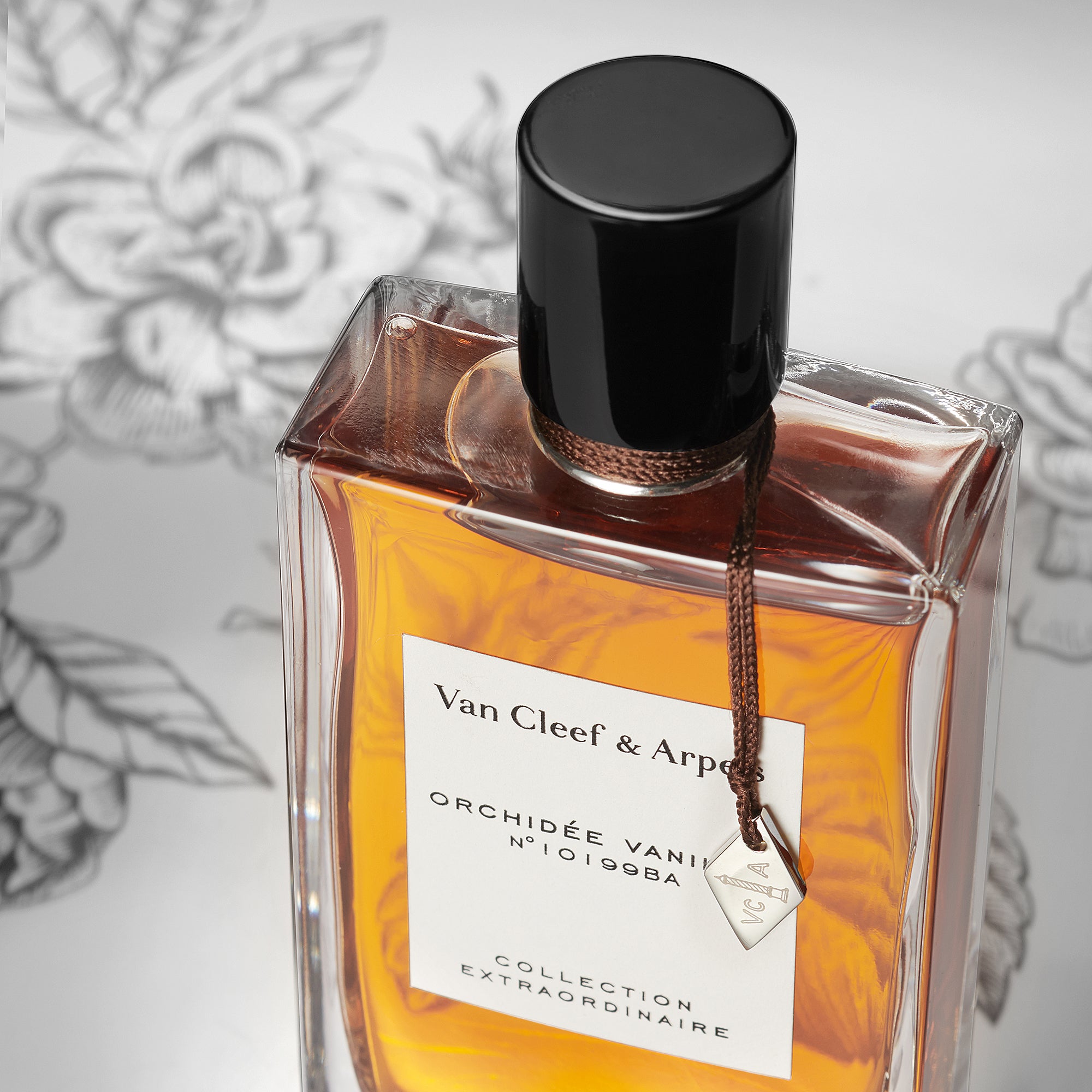 Van Cleef orders & Arpels Orchidèe Vanille